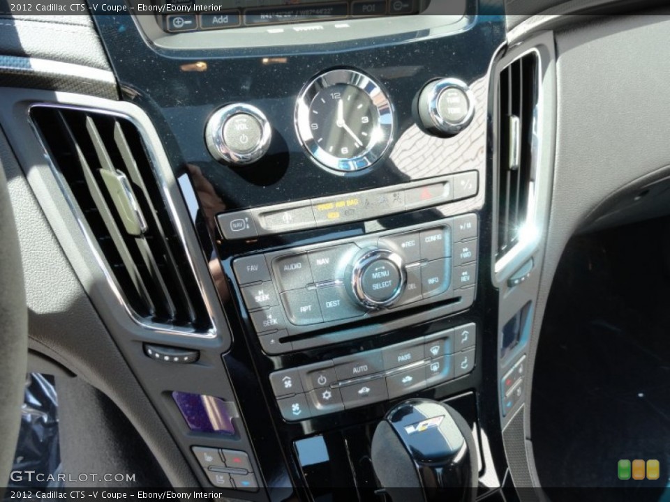 Ebony/Ebony Interior Controls for the 2012 Cadillac CTS -V Coupe #62662563