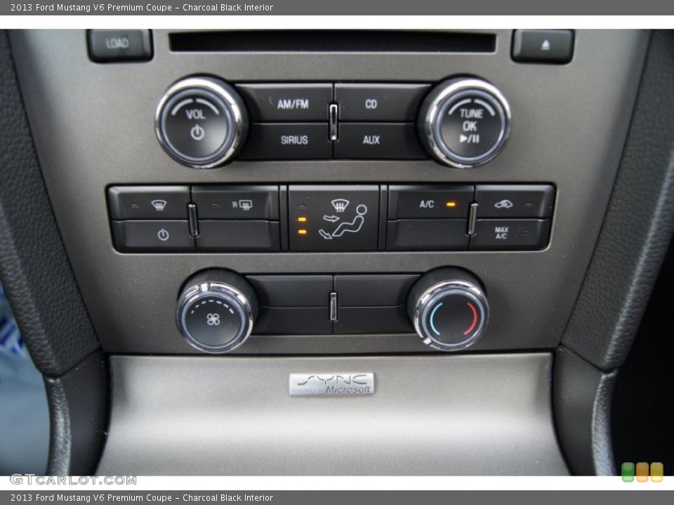 Charcoal Black Interior Controls for the 2013 Ford Mustang V6 Premium Coupe #62664931