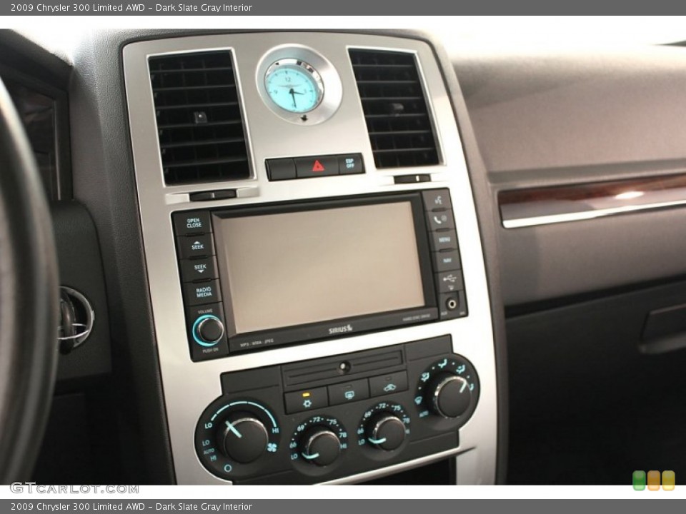 Dark Slate Gray Interior Controls for the 2009 Chrysler 300 Limited AWD #62671499