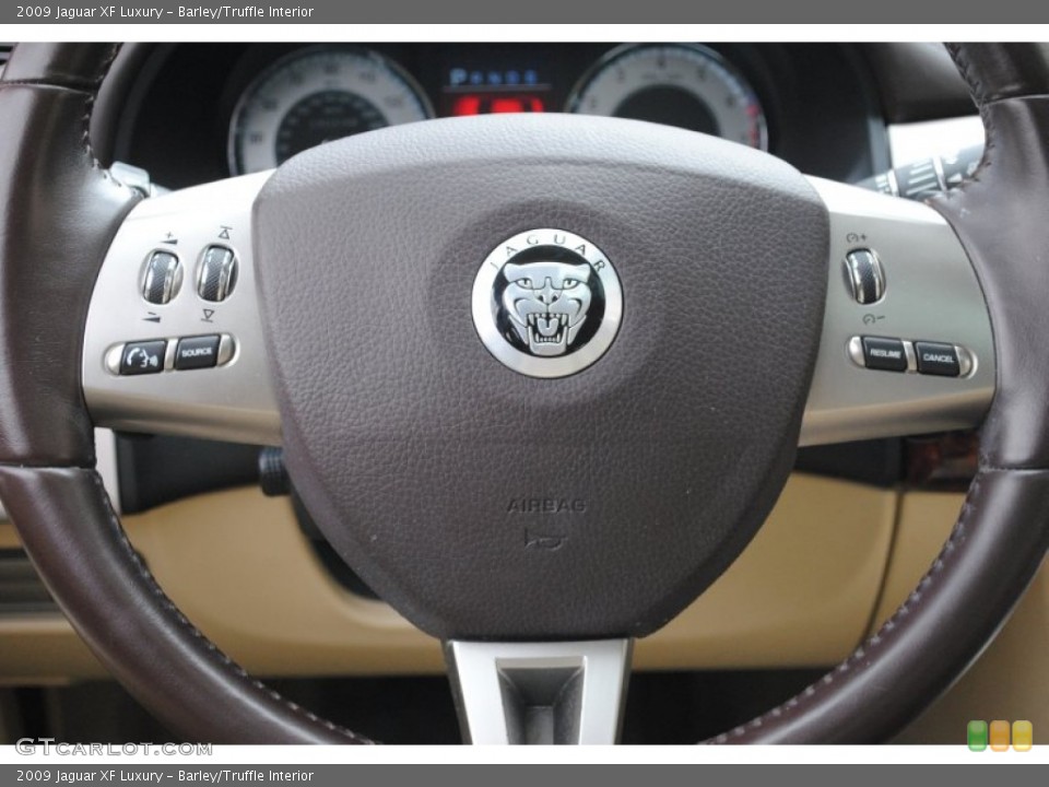 Barley/Truffle Interior Controls for the 2009 Jaguar XF Luxury #62683149