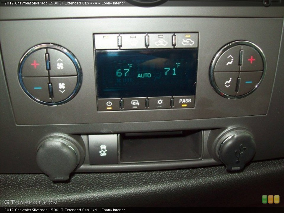 Ebony Interior Controls for the 2012 Chevrolet Silverado 1500 LT Extended Cab 4x4 #62694506