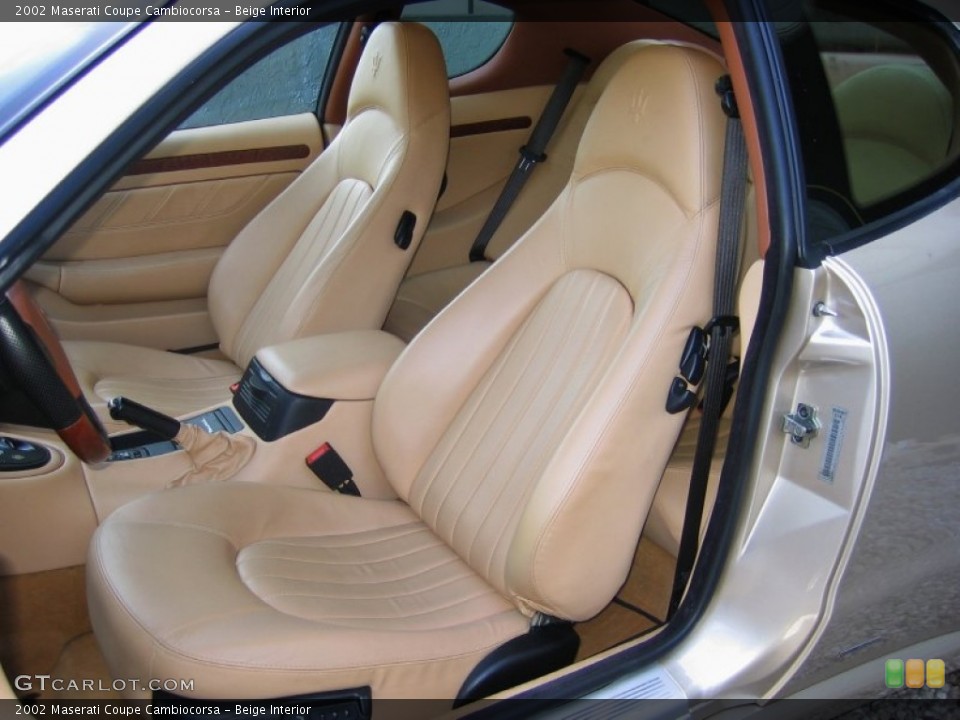 Beige Interior Photo for the 2002 Maserati Coupe Cambiocorsa #62698478