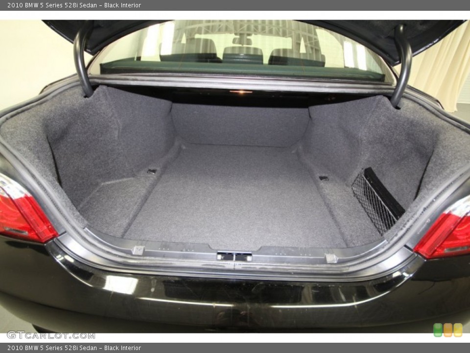Black Interior Trunk for the 2010 BMW 5 Series 528i Sedan #62722880