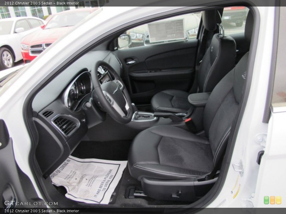 Black Interior Photo for the 2012 Chrysler 200 S Sedan #62726233