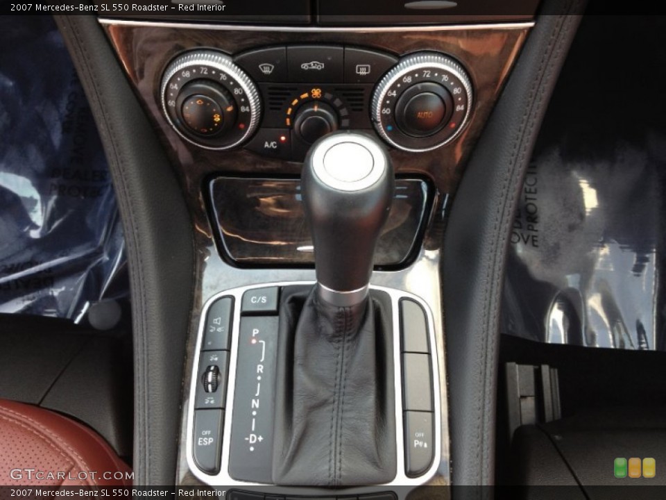 Red Interior Transmission for the 2007 Mercedes-Benz SL 550 Roadster #62737882