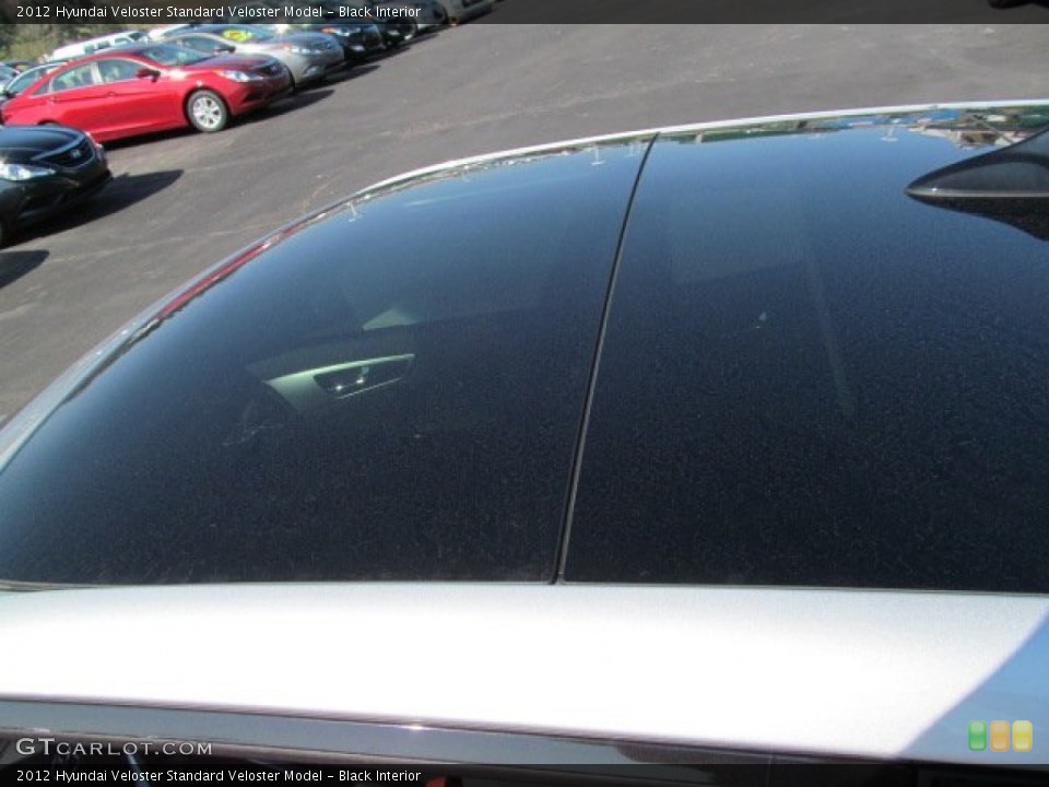 Black Interior Sunroof for the 2012 Hyundai Veloster  #62747413