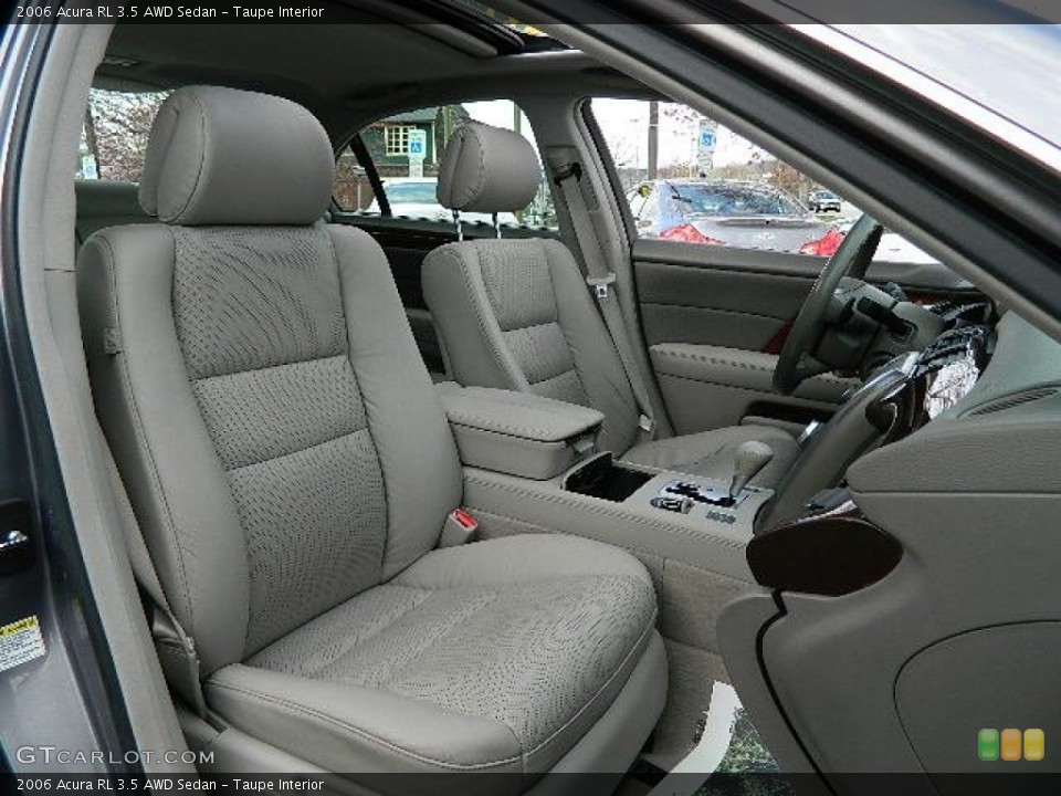 Taupe Interior Photo for the 2006 Acura RL 3.5 AWD Sedan #62748004