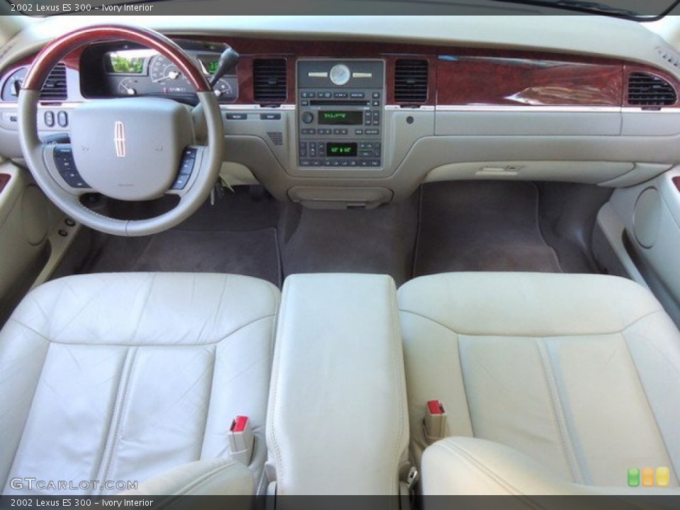 Ivory Interior Dashboard for the 2002 Lexus ES 300 #62754676