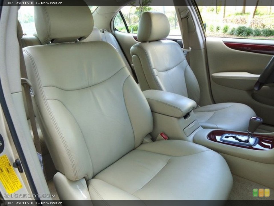 Ivory Interior Photo for the 2002 Lexus ES 300 #62754682
