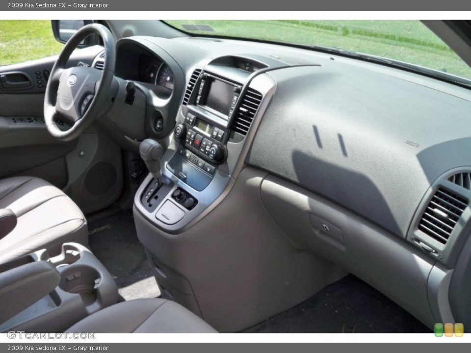 Gray Interior Dashboard for the 2009 Kia Sedona EX #62759569