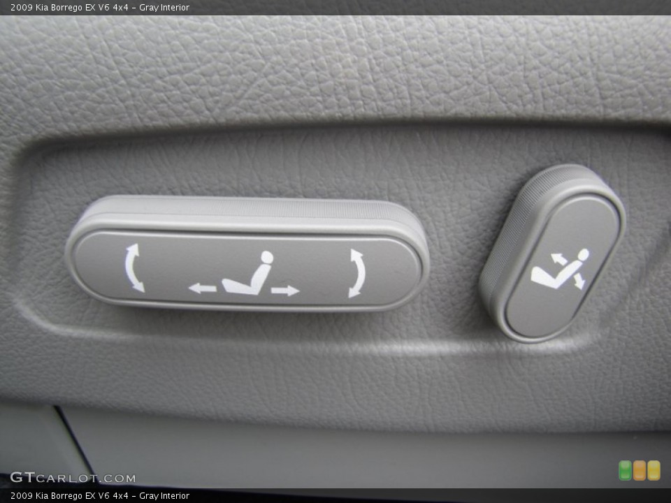 Gray Interior Controls for the 2009 Kia Borrego EX V6 4x4 #62766965