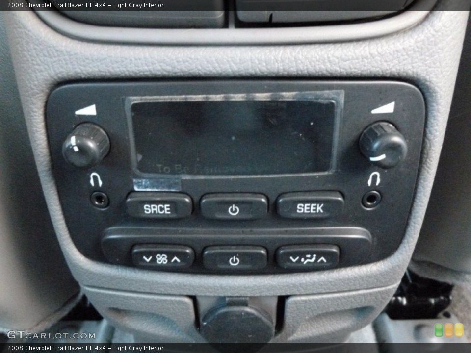 Light Gray Interior Controls for the 2008 Chevrolet TrailBlazer LT 4x4 #62767136