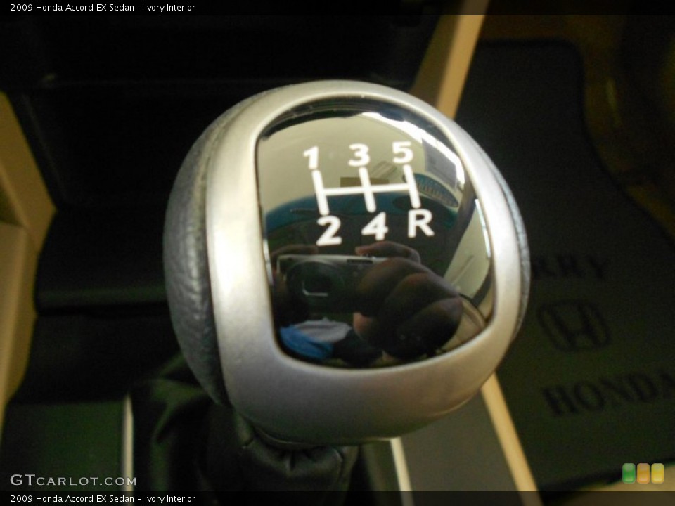 Ivory Interior Transmission for the 2009 Honda Accord EX Sedan #62777385
