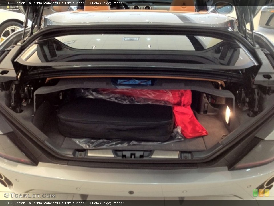 Cuoio (Beige) Interior Trunk for the 2012 Ferrari California  #62791305
