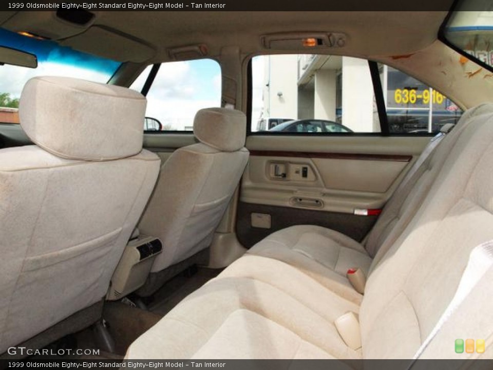 Tan 1999 Oldsmobile Eighty-Eight Interiors