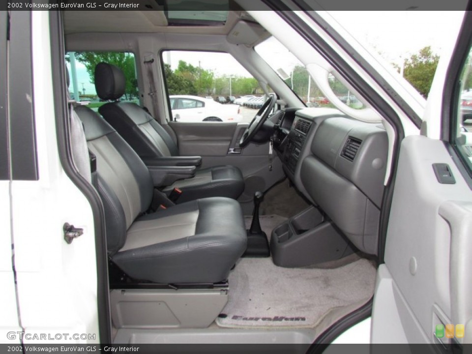 Gray Interior Photo for the 2002 Volkswagen EuroVan GLS #62795420