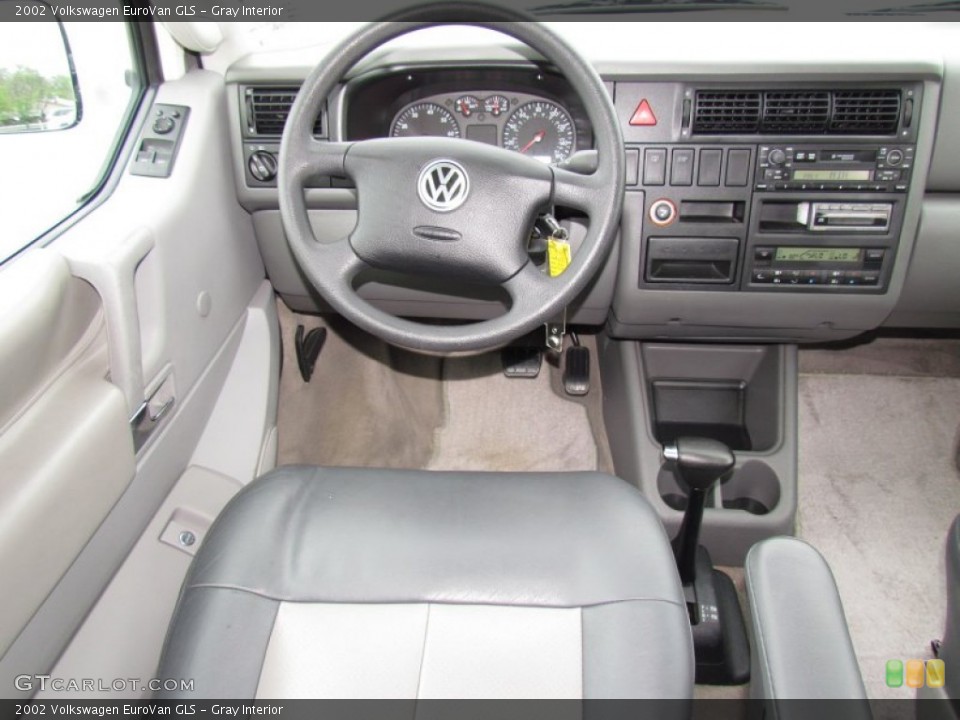 Gray Interior Dashboard for the 2002 Volkswagen EuroVan GLS #62795469
