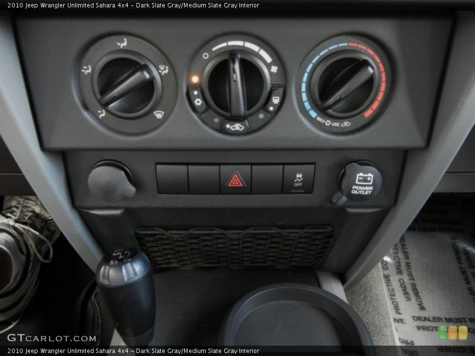 Dark Slate Gray/Medium Slate Gray Interior Controls for the 2010 Jeep Wrangler Unlimited Sahara 4x4 #62799900