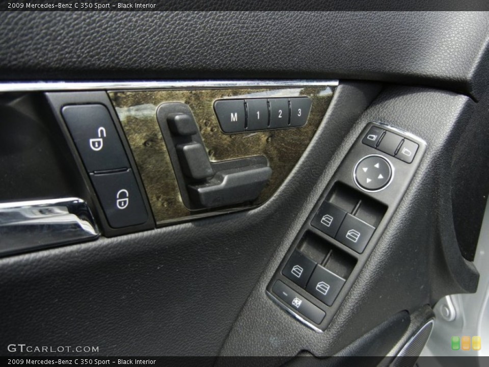 Black Interior Controls for the 2009 Mercedes-Benz C 350 Sport #62800081