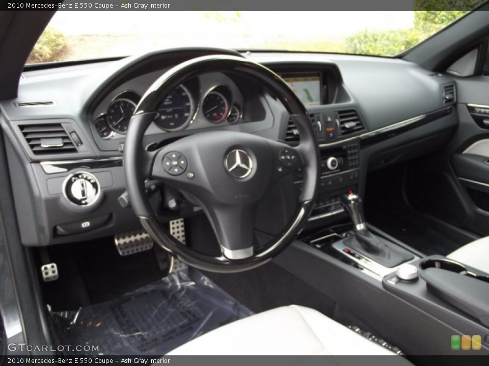 Ash Gray Interior Photo for the 2010 Mercedes-Benz E 550 Coupe #62805725