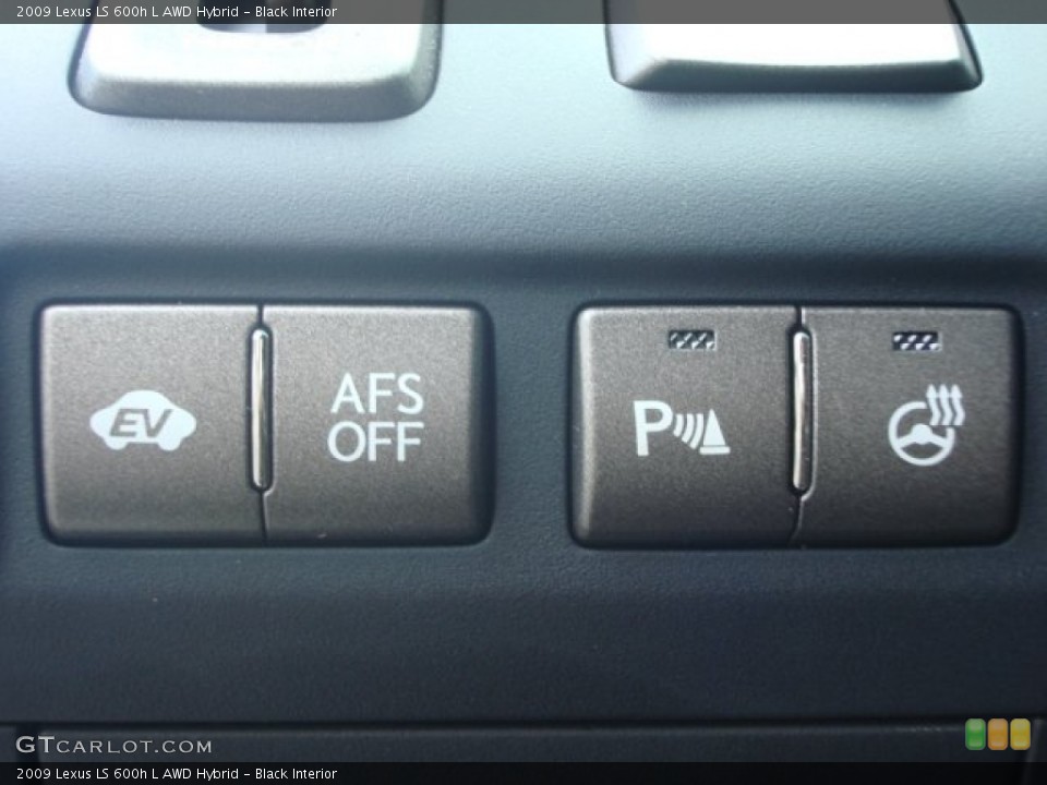 Black Interior Controls for the 2009 Lexus LS 600h L AWD Hybrid #62807794