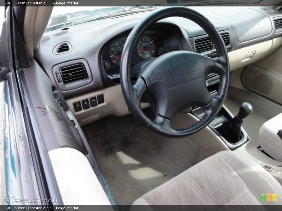 Beige Interior Photo for the 2001 Subaru Forester 2.5 S #62814114