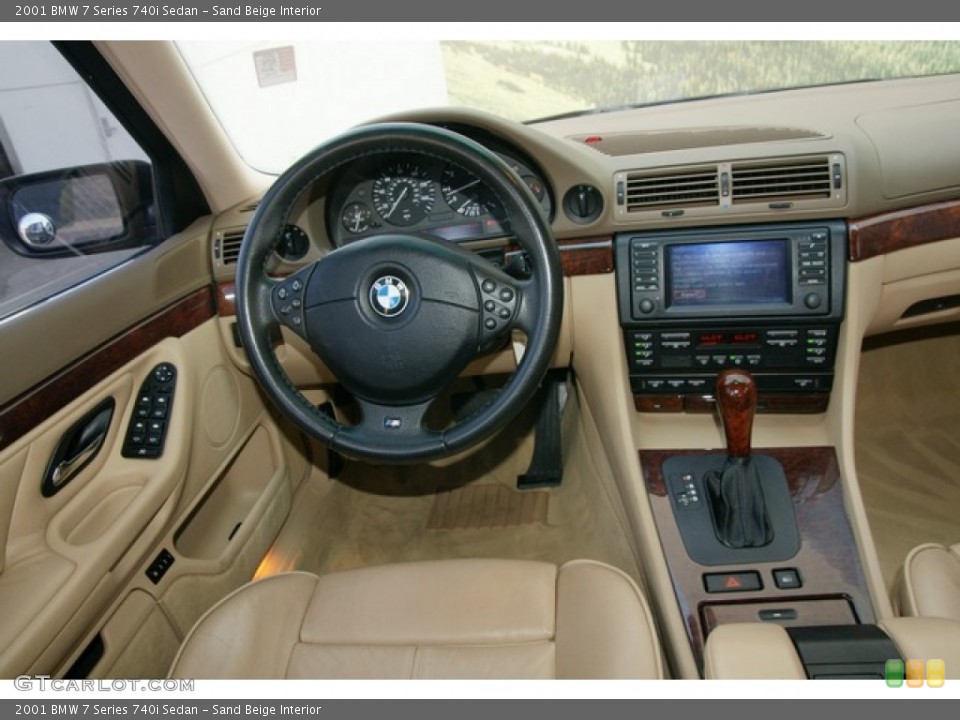 Sand Beige Interior Dashboard for the 2001 BMW 7 Series 740i Sedan #62823039