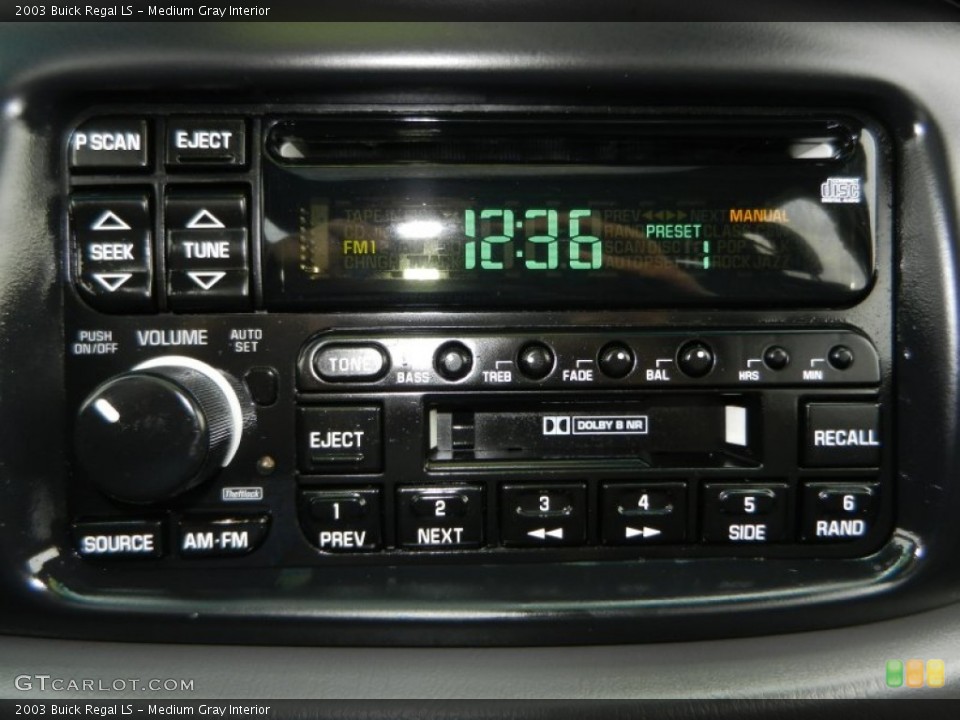 Medium Gray Interior Audio System for the 2003 Buick Regal LS #62837922
