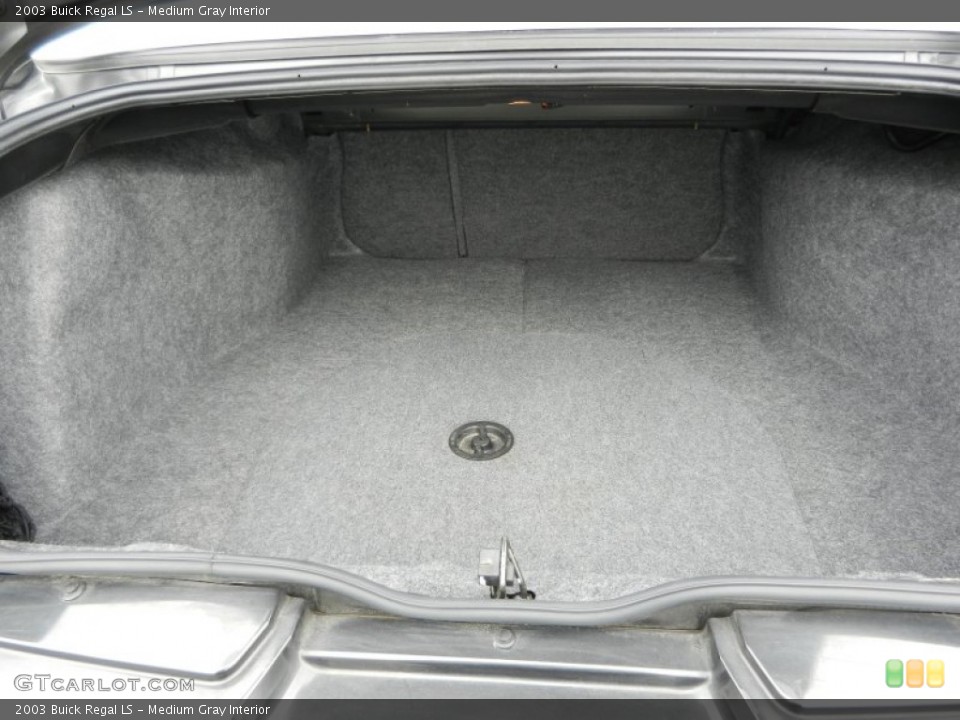 Medium Gray Interior Trunk for the 2003 Buick Regal LS #62837946
