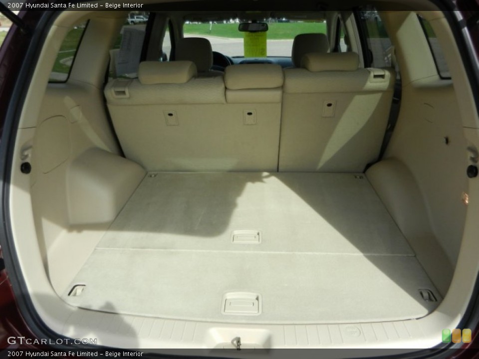 Beige Interior Trunk for the 2007 Hyundai Santa Fe Limited #62838237