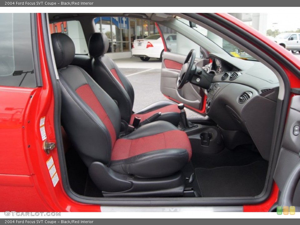 Black/Red Interior Photo for the 2004 Ford Focus SVT Coupe #62838258