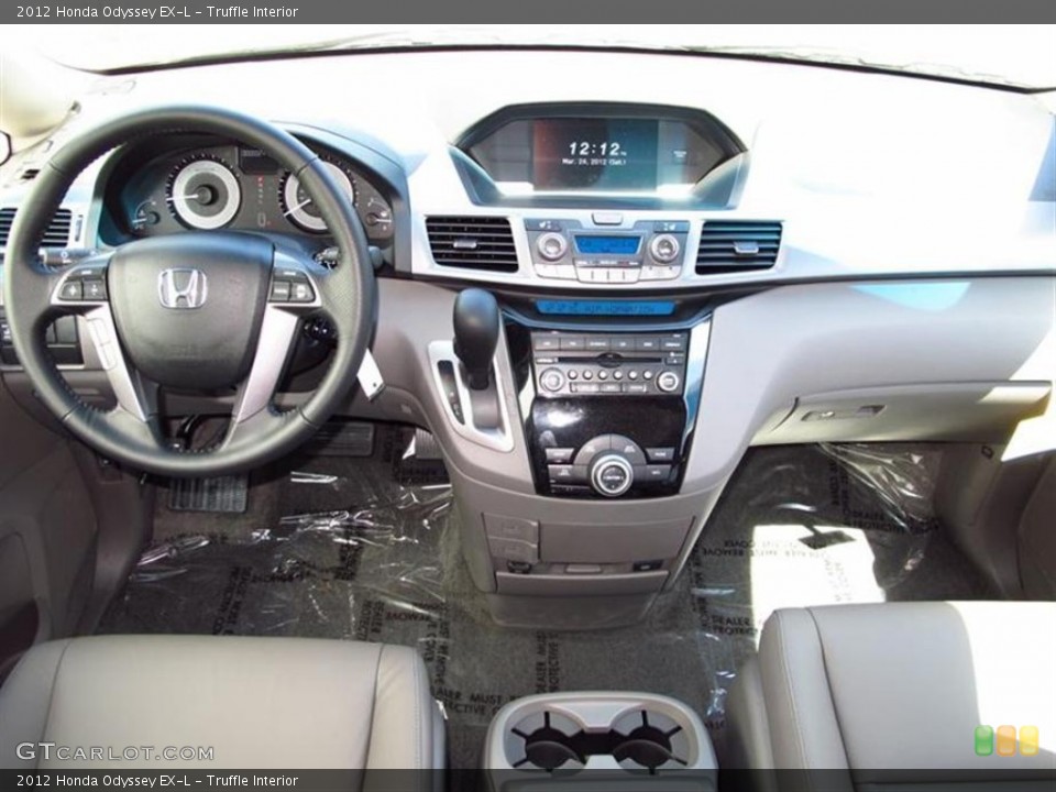 Truffle Interior Dashboard for the 2012 Honda Odyssey EX-L #62844070