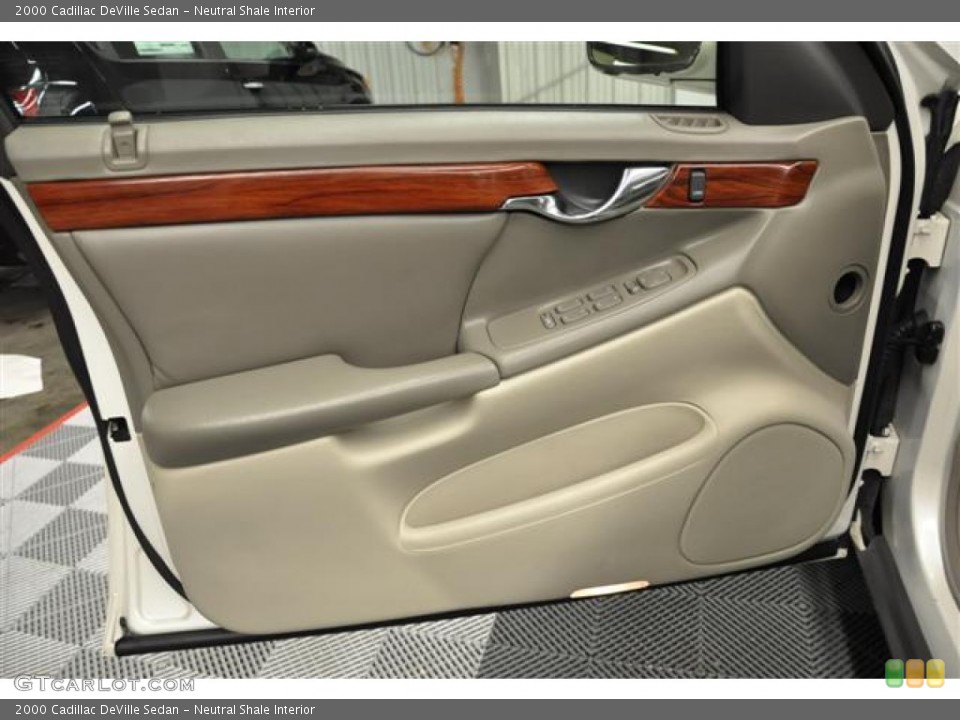 Neutral Shale Interior Door Panel for the 2000 Cadillac DeVille Sedan #62847550
