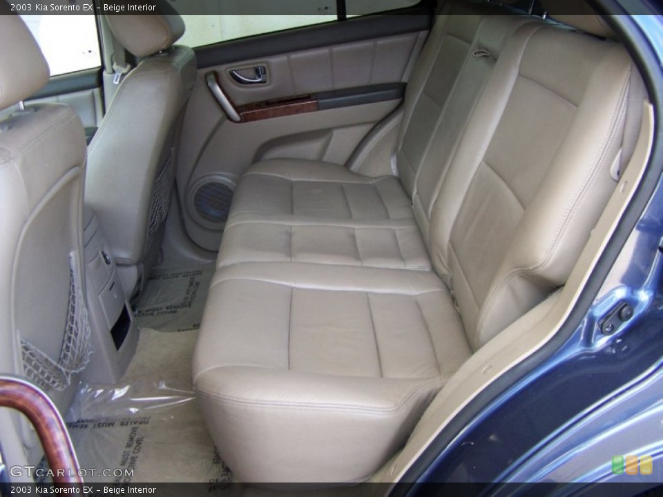 Beige Interior Rear Seat for the 2003 Kia Sorento EX #62852131