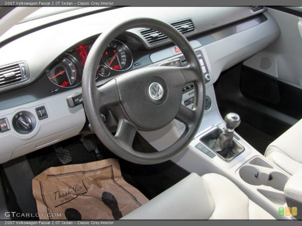 Classic Grey Interior Photo for the 2007 Volkswagen Passat 2.0T Sedan #62854762