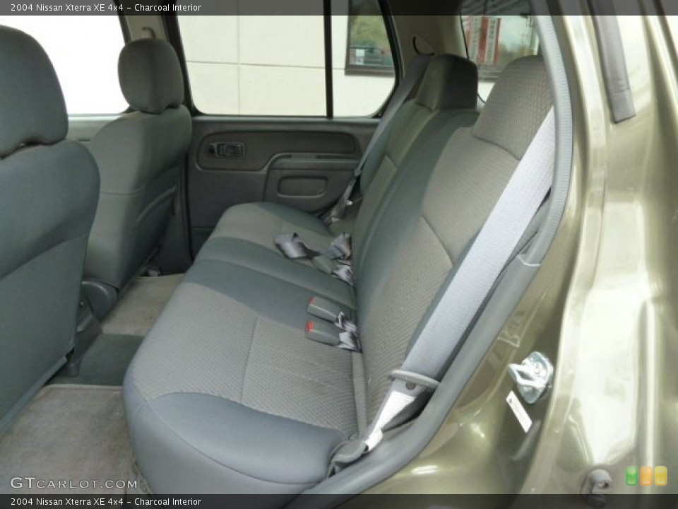 Charcoal Interior Photo for the 2004 Nissan Xterra XE 4x4 #62866053