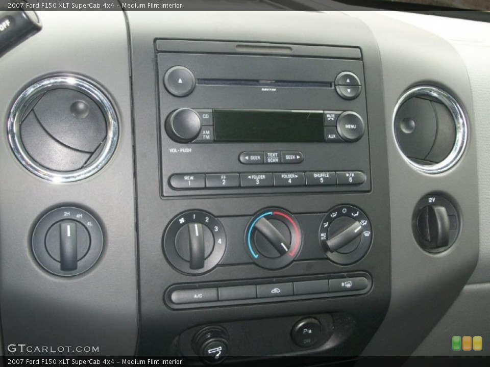 Medium Flint Interior Controls for the 2007 Ford F150 XLT SuperCab 4x4 #62894672