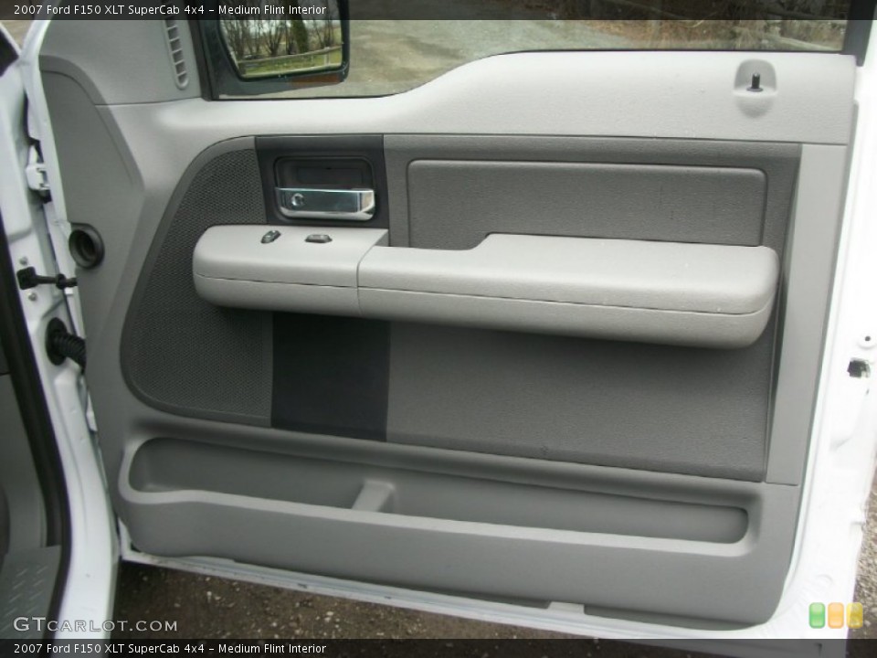 Medium Flint Interior Door Panel for the 2007 Ford F150 XLT SuperCab 4x4 #62894760