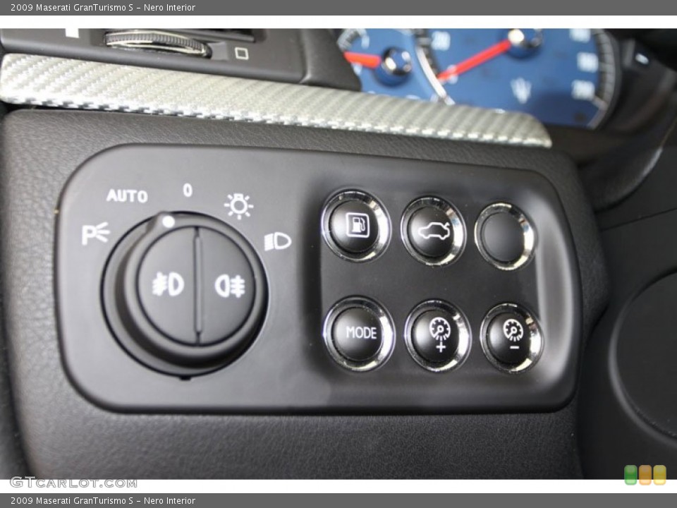 Nero Interior Controls for the 2009 Maserati GranTurismo S #62953237