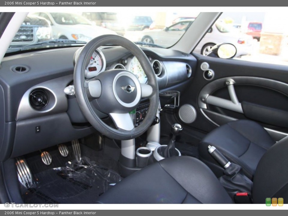 Panther Black Interior Photo for the 2006 Mini Cooper S Hardtop #62953319