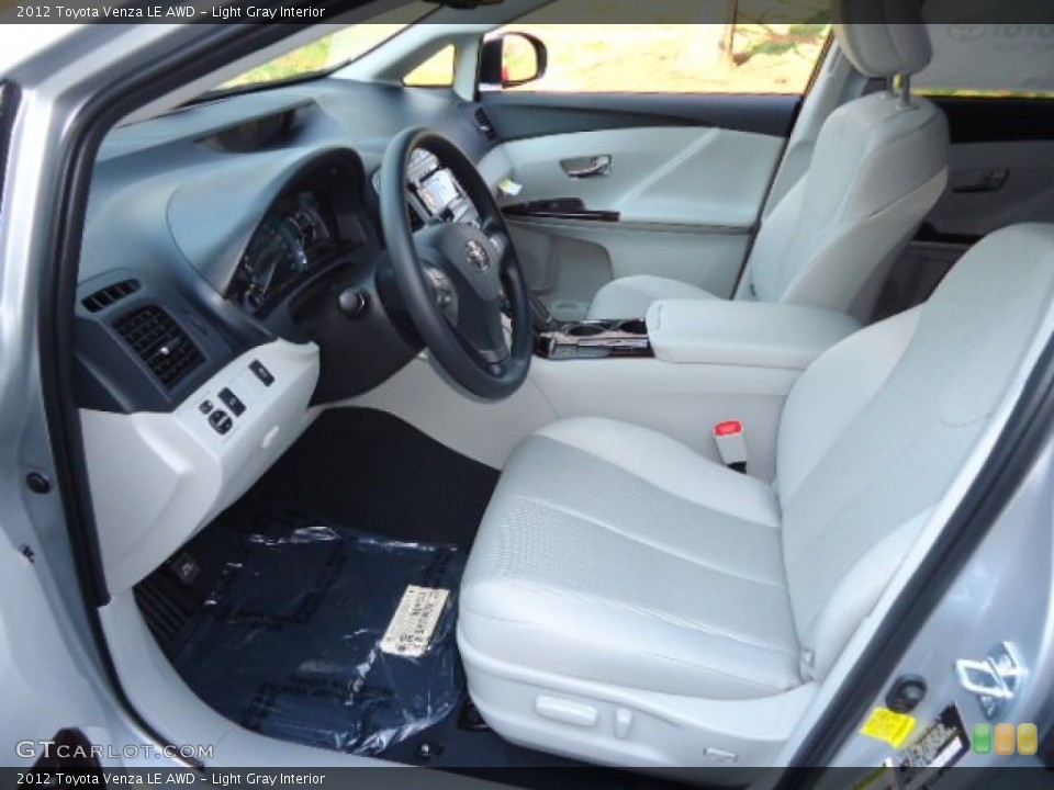 Light Gray Interior Photo for the 2012 Toyota Venza LE AWD #62958050