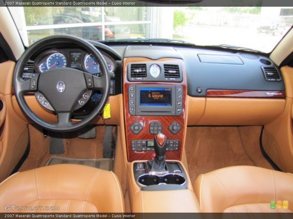 Cuoio Interior Dashboard for the 2007 Maserati Quattroporte  #62963560