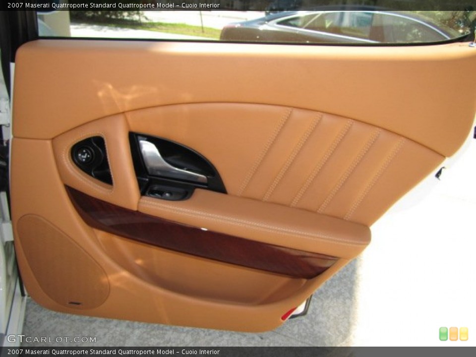 Cuoio Interior Door Panel for the 2007 Maserati Quattroporte  #62963800