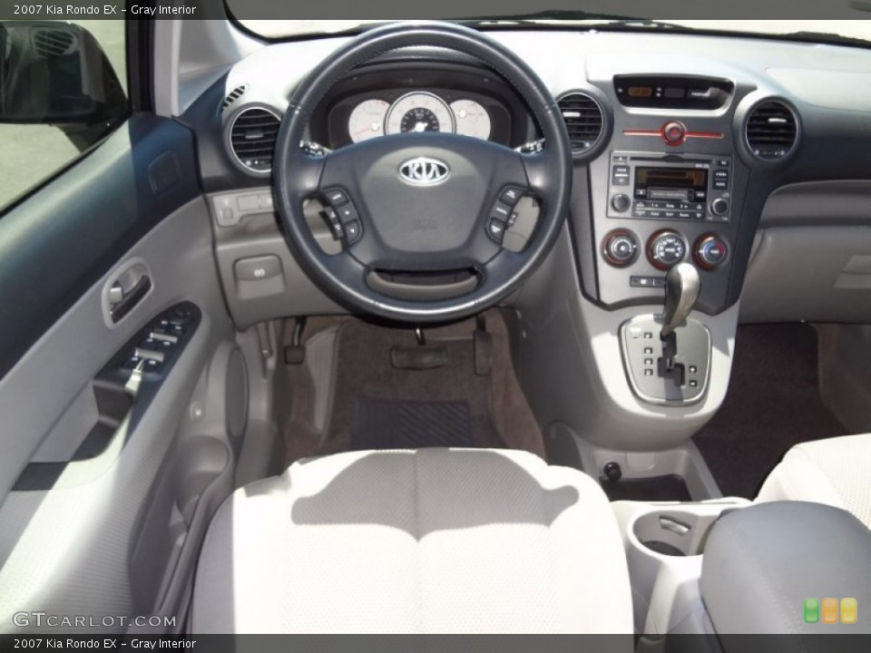 Gray Interior Dashboard for the 2007 Kia Rondo EX #62966415