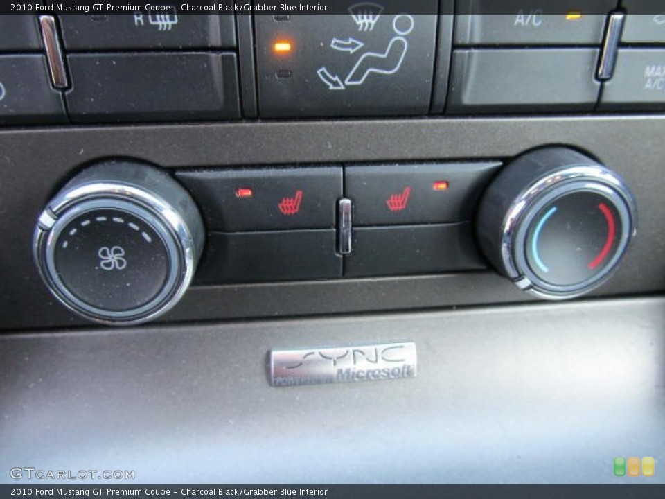 Charcoal Black/Grabber Blue Interior Controls for the 2010 Ford Mustang GT Premium Coupe #62968051