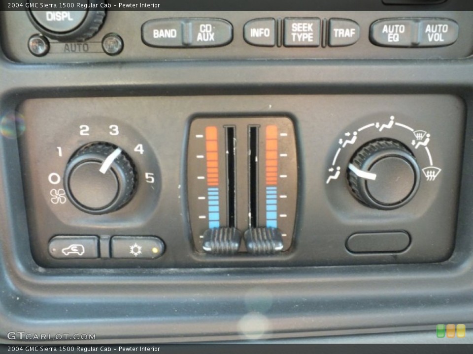 Pewter Interior Controls for the 2004 GMC Sierra 1500 Regular Cab #62981714
