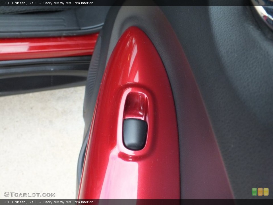 Black/Red w/Red Trim Interior Controls for the 2011 Nissan Juke SL #62981985