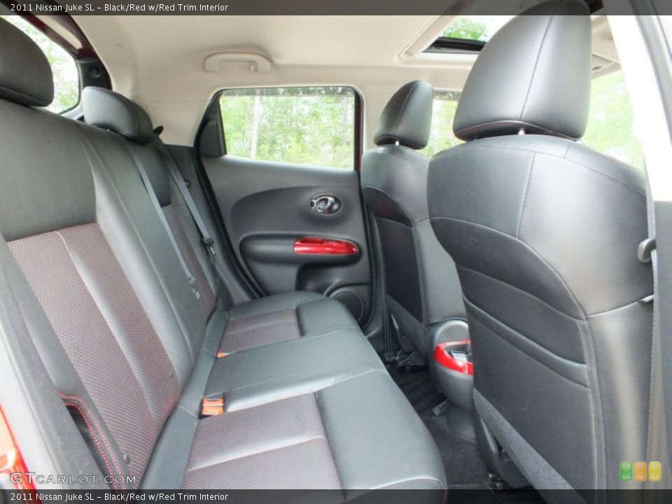 Black/Red w/Red Trim Interior Photo for the 2011 Nissan Juke SL #62982012