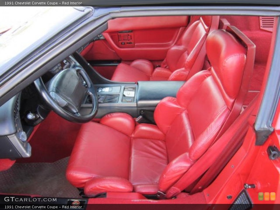 Red Interior Photo for the 1991 Chevrolet Corvette Coupe #62988107