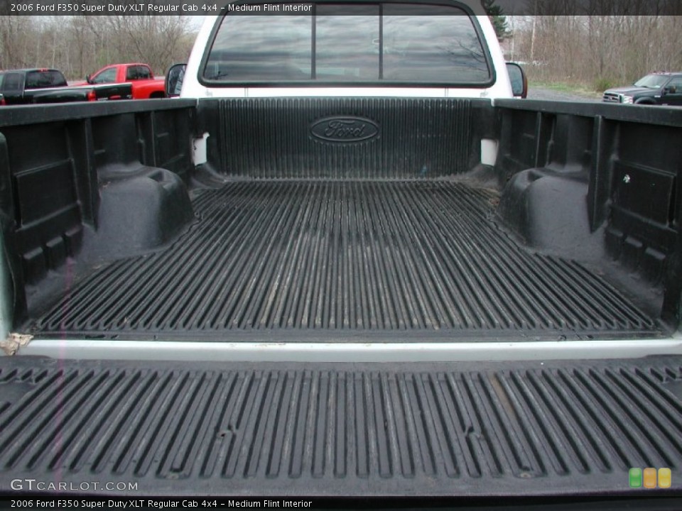 Medium Flint Interior Trunk for the 2006 Ford F350 Super Duty XLT Regular Cab 4x4 #62999915
